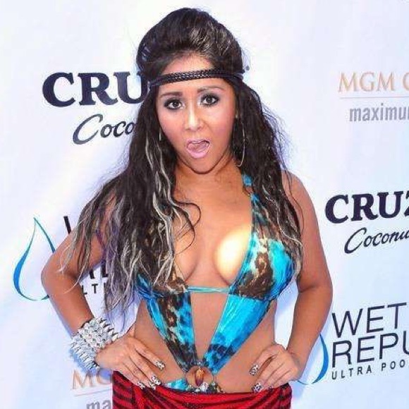 Meet your Posher, Alex - Picture 1 of 1